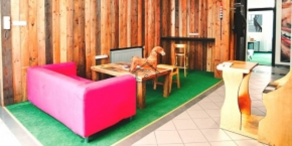 Shop Available For Rent