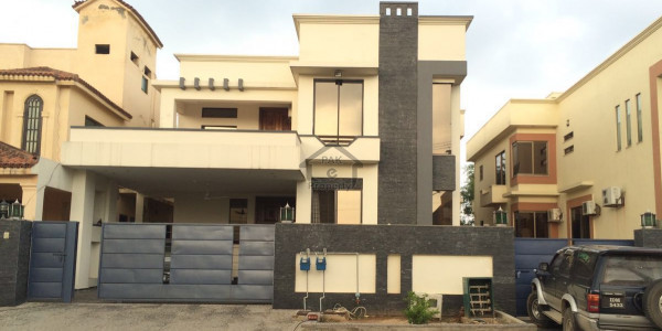 Fresh House For Sale In Mashriqi Street Arbab Karam Khan Road