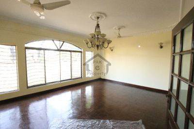 Luxurious House For Sale