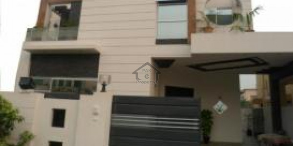 1 Kanal Single Storey Bungalow Is Available For Sale