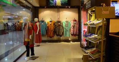Shop In Multi Centre For Sale