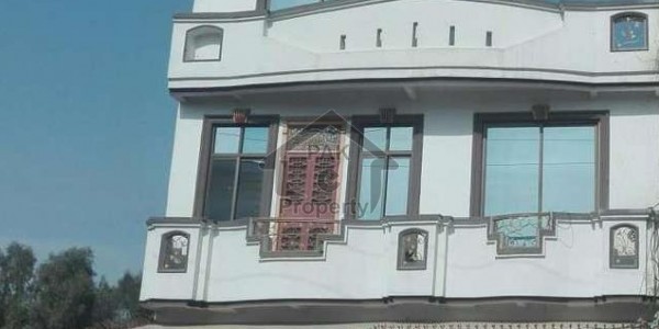 Room Is Available For Rent