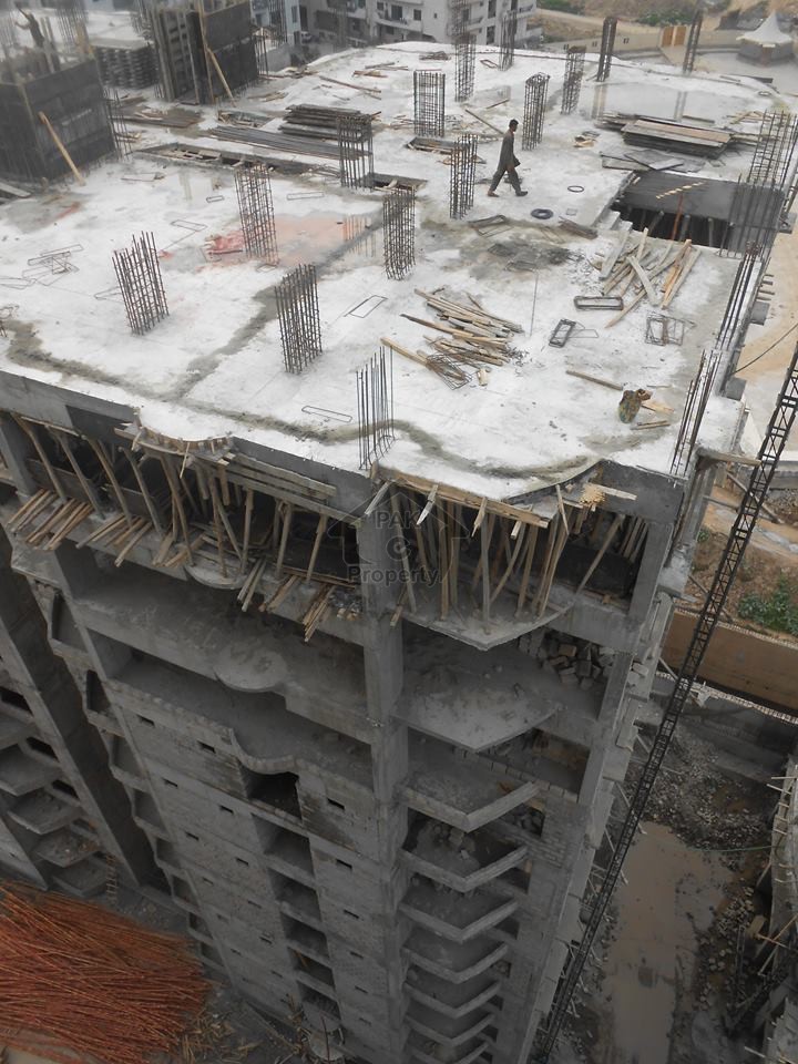 4 Rooms Apartment In Blue Line Tower Of New Building Capital Residencia For Sale