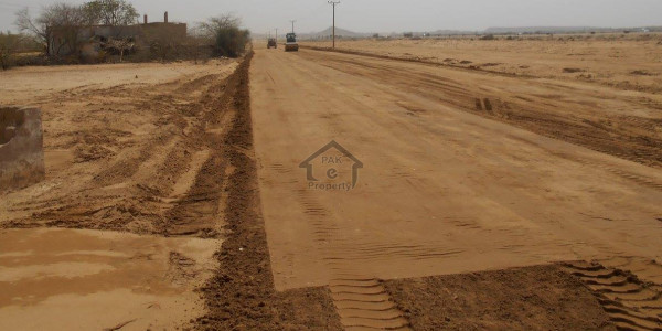 Faisal Hills 50x90 Plot For Sale