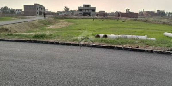 Markaz Commercial Corner Plot For Sale