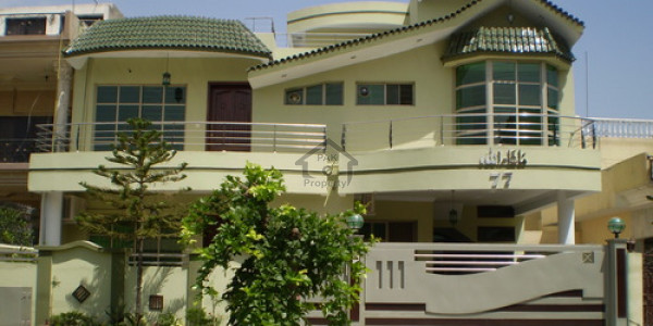 4 Bed Full House For Rent In F-8/3