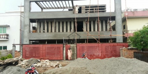 Engineers International Offers Prime Location House Portion IN DHA Islamabad