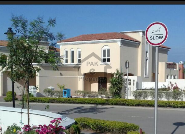 Beautiful Mirador Seven Bed Rooms Villa Available For Sale In Canyon Views On Excellent Location