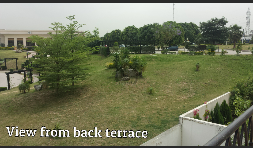 Beautiful Mirador Seven Bed Rooms Villa Available For Sale In Canyon Views On Excellent Location