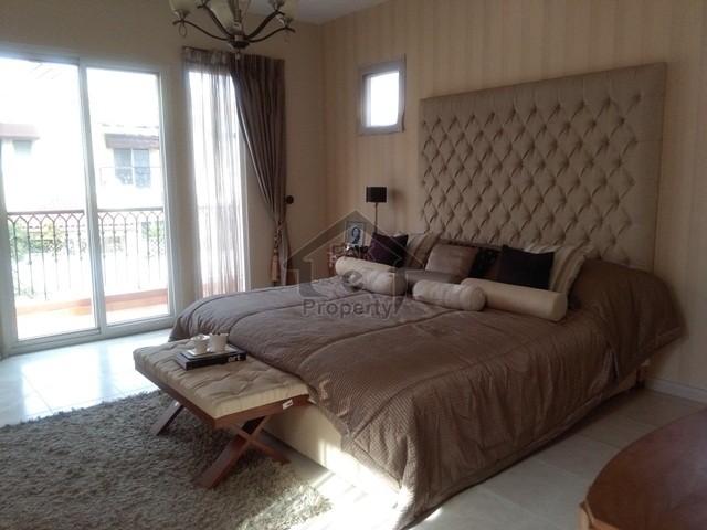 Beautiful Mirador Seven Bed Rooms Villa Available For Sale In Canyon Views On Excellent Location