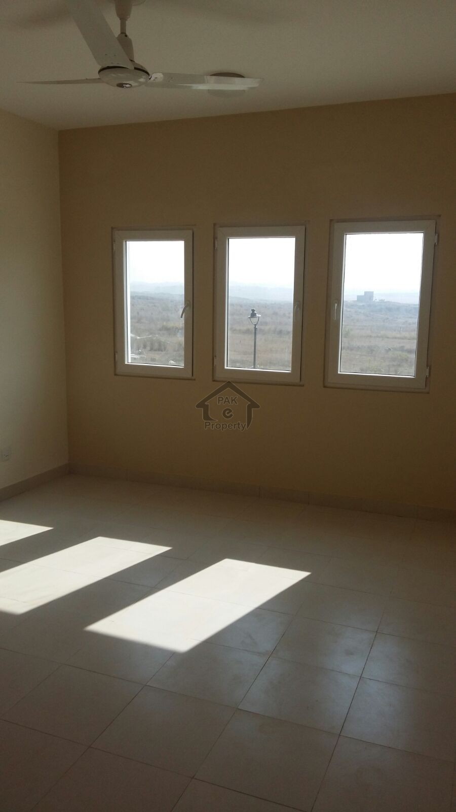 Beautiful In Alma Town Three Bed Rooms Villa Available For Sale In Canyon Views On Excellent Locatio