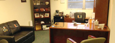 An Ideal Business Building For Rent