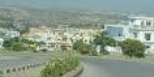 5 Marla Residential Plot On Ideal Location