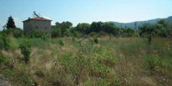 100 Yards Commercial Plot on Tariq Commercial Street5 For Sale In Tariq Commercial Area Phase7 Exten