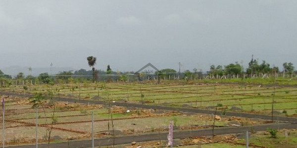 Excellent Location Plot No. 13 Boulevard For Sale