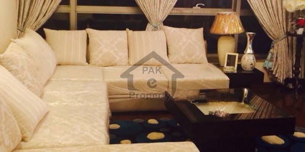Bahria Town Rwp/Isb phase8 awami villas 3 ground floor availbl on cash