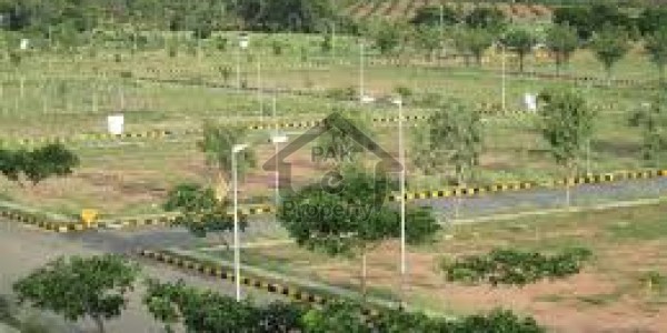 Bahria Town phase7 10marla sasta plot