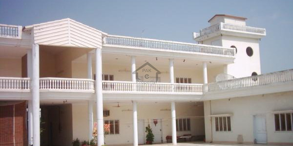 E-11 30x60 2 Beds Upper Portion Dd T.v Lounge Kitchen