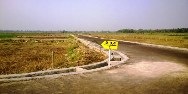 10 Marla Plot For Sale Ideal And Supreme Location