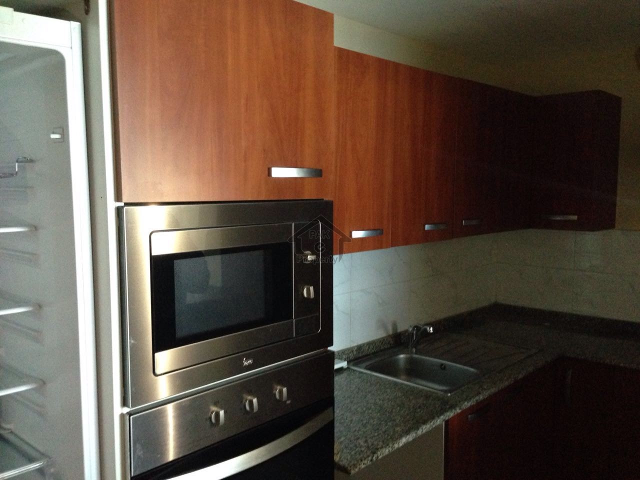 ground portion 4 marla with gas 14500 rent in gouri town islamabad