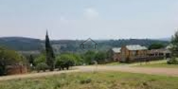 Johar Town-3 marla Commercial Plot Is Available For Sale