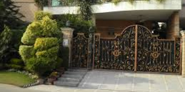Wapda Town Phase 1 - Block K3 - 10 Marla House For Sale  IN , Wapda Town, Lahore