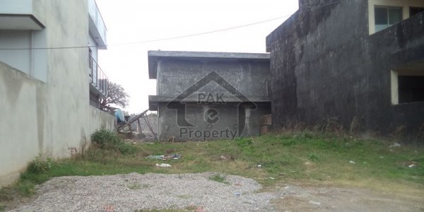 Street Corner Plot Available For Sale In G-13/3 On Excellent Location