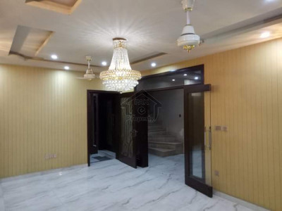 Luxury  House Available in F-7