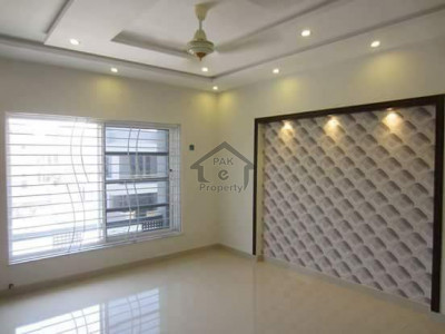 Fully Renovated House Back of Safa Gold Mall F-7 for Rent
