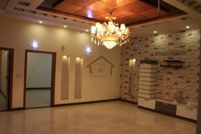 A Luxury House of 5 Bed With Margalla View