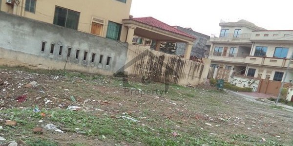 Beautiful Plot Available For Sale In G-14/4 Prime Location