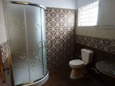 500 Yard 5 Bed Full House Marble Flooring Available