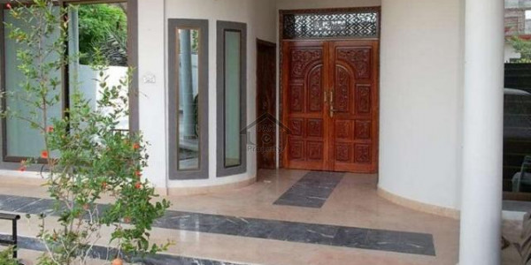 Ittehad Colony, House Is Available For Sale