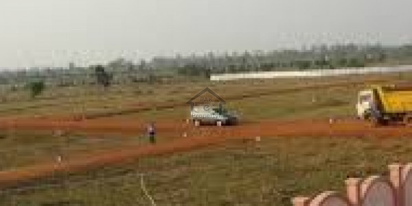 Lake City - 10 Marla Golden Plot for sale