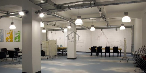 F-11 Markaz-  2350 Sq. Ft-  F-11 Markaz  1st Floor Commercial Space For Rent.