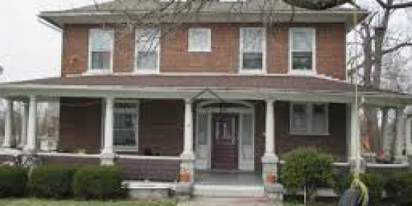 TECH Town-  1 Kanal-  House Is Available For Sale.