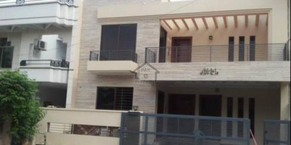 I-8/2,10 Marla-ground portion available