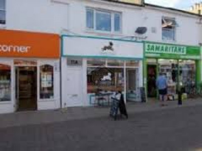 Rahim Yar Khan Bypass-   225 Sq Ft-   Commercial Shop Available For Sale.