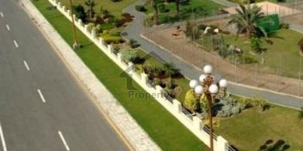 Ideal Location Fort investment