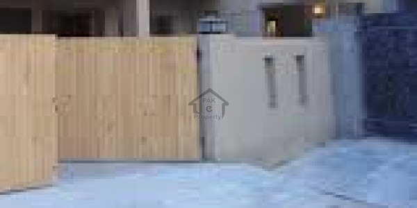 Gulshan-e-Iqbal - Block 3 - House For Sale Commercial Purpose IN Karachi