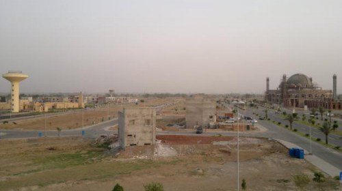 7 Marla Possession Paid Plot For Sale