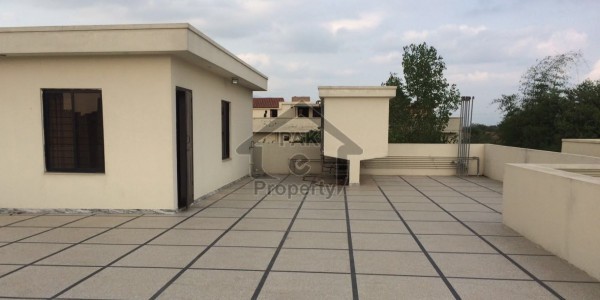 10 Marla Twin Plot In Overseas Sector 3