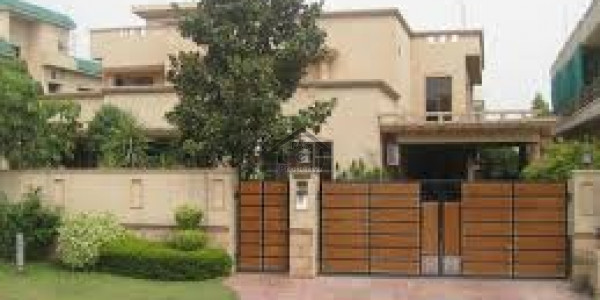 Tricon Village - 12 Marla Top Class Excellent Condition House IN Lahore