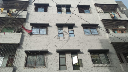 Brand New  luxury portion With Roof available for Sale