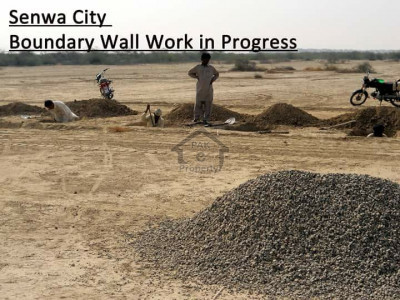 Lease plots in cheaper Rates at Vip location