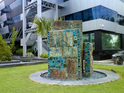 DHA Phase 1,-200 Sq. Yd.G+4 Floor Building Available For Sale