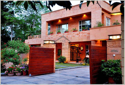 Habibullah Colony, 10 MarlaHouse Is Available For Sale