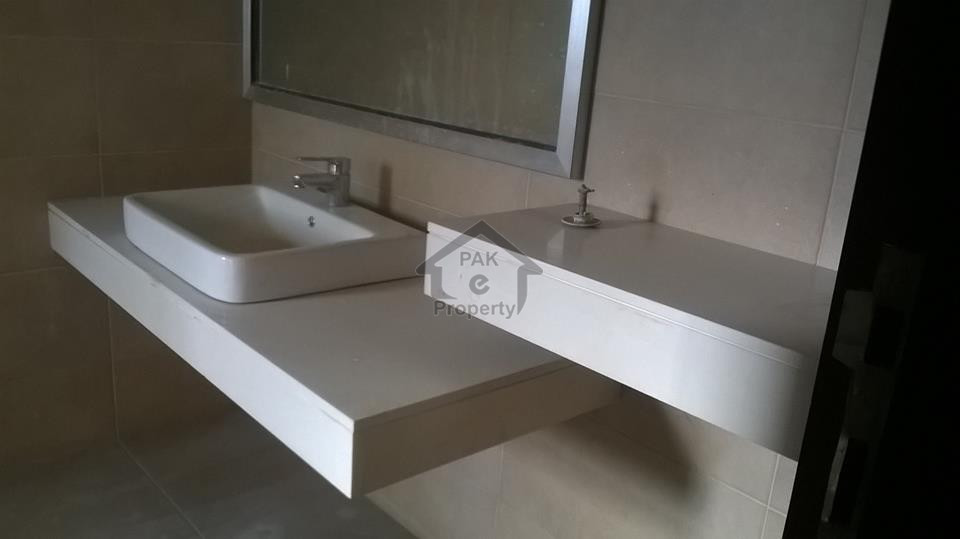 2 Bed Apartment Available in The Sanctuary Bahria Town Safari villa 3 Phase 2