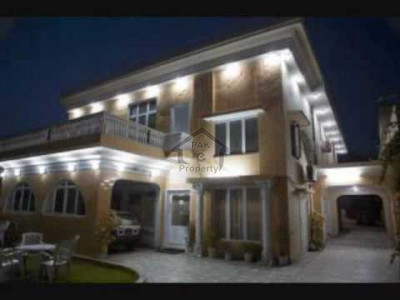 F-11/4,- 1 Kanal - House Is Available For Sale