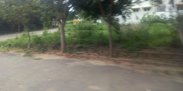 E-12/1, - 8 Marla - Plot Is Available For Sale